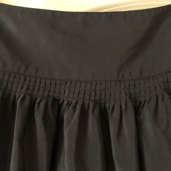 2007 Classic Black Mini Skirt - Picture 2 of 4